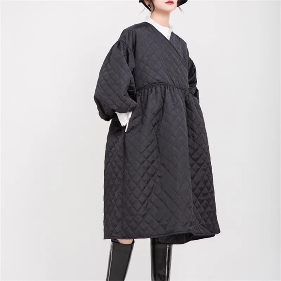 Trendy Boutique Black Quilted Coat - Picture 2 of 8